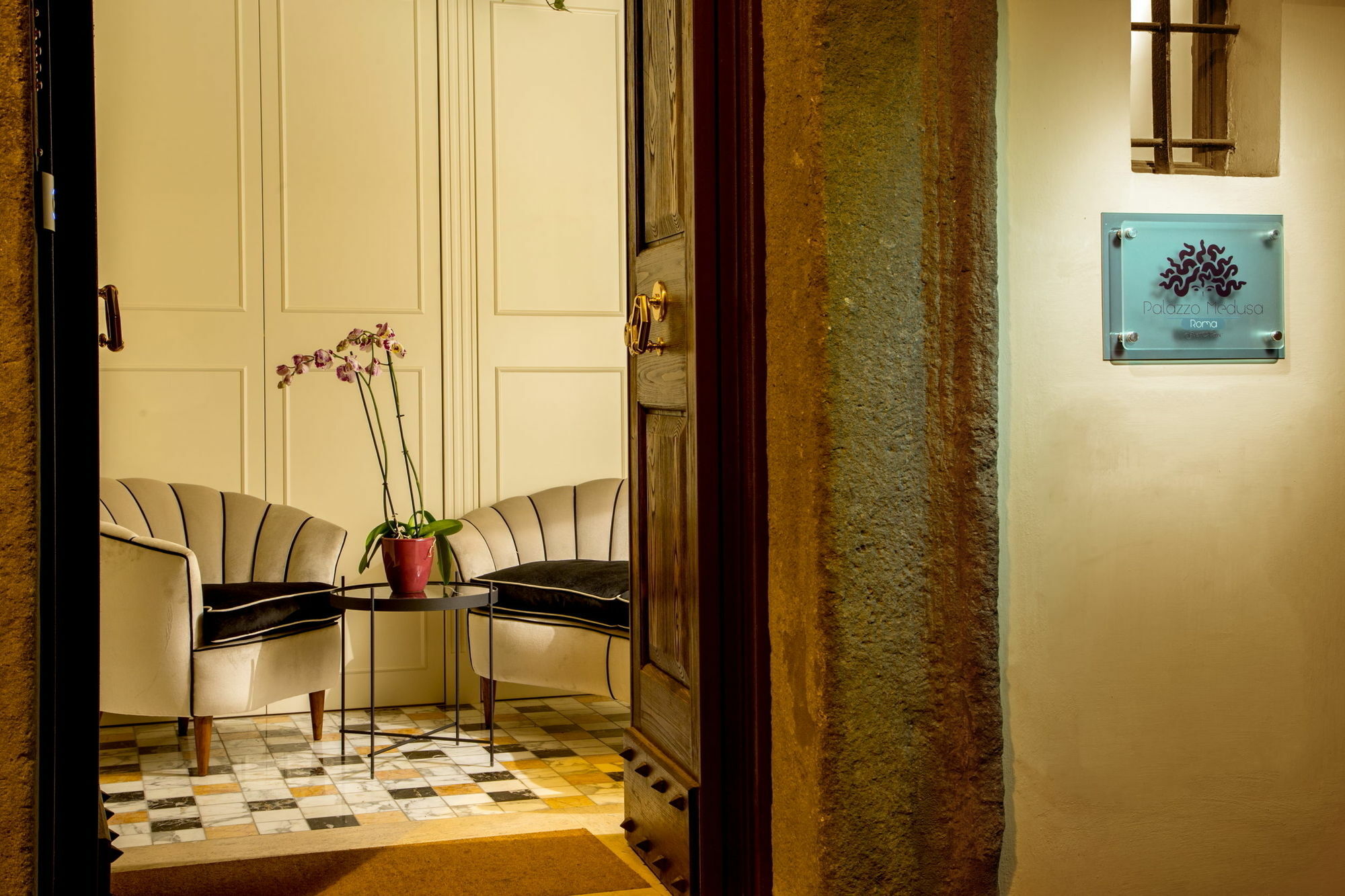 Palazzo Medusa ローマ エクステリア 写真